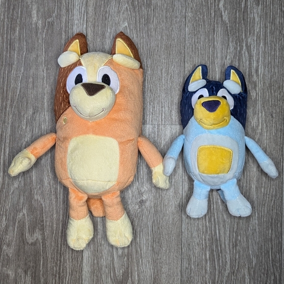 Bluey Chilli and Bandit Plush - Picture 1 of 4